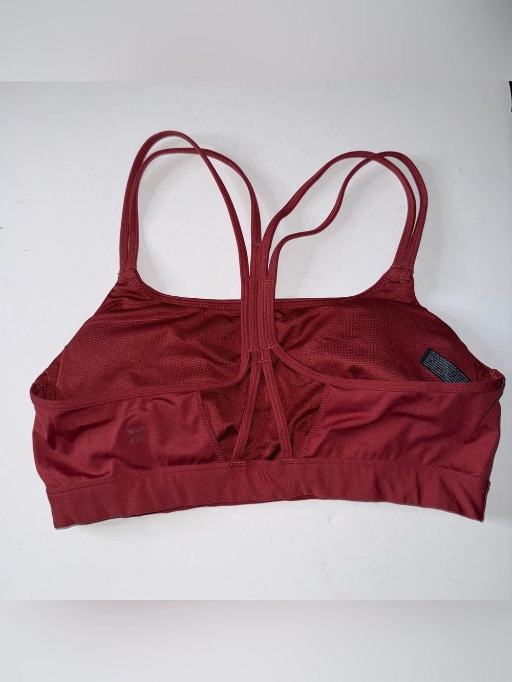 All in motion Deep Red - Picture 4 of 5